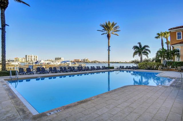 521 MANDALAY AVENUE 704, Clearwater Beach, FL 33767