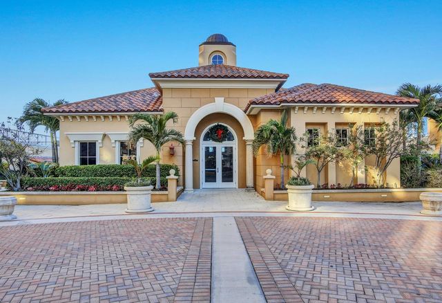 521 MANDALAY AVENUE 704, Clearwater Beach, FL 33767