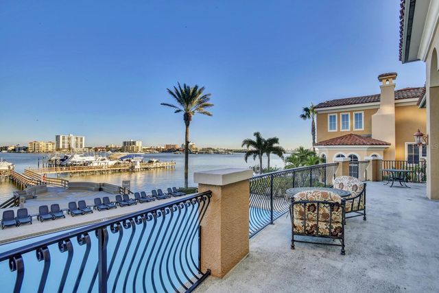 521 MANDALAY AVENUE 704, Clearwater Beach, FL 33767