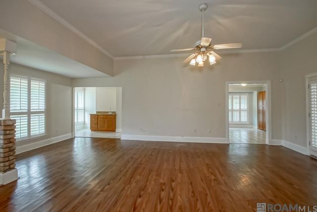 440 Chesterfield Dr, Baton Rouge, LA 70815