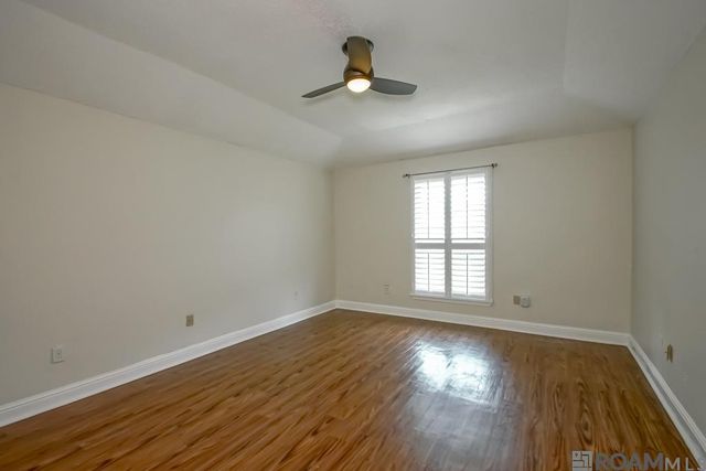 440 Chesterfield Dr, Baton Rouge, LA 70815