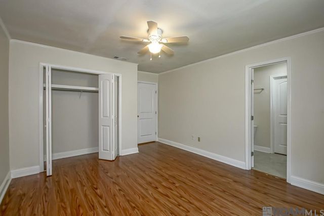 440 Chesterfield Dr, Baton Rouge, LA 70815