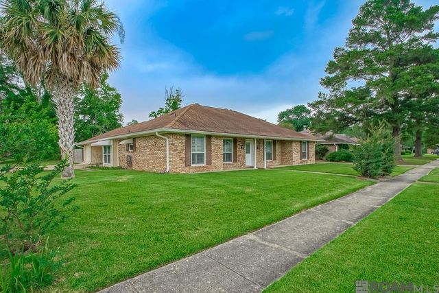 440 Chesterfield Dr, Baton Rouge, LA 70815