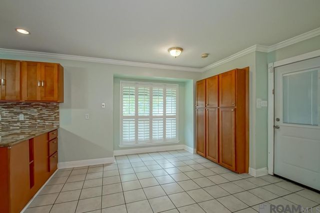440 Chesterfield Dr, Baton Rouge, LA 70815