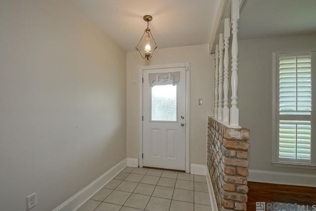 440 Chesterfield Dr, Baton Rouge, LA 70815