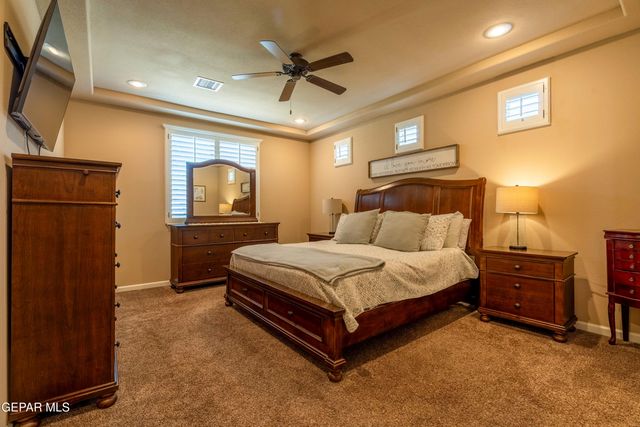 7730 Enchanted View Drive, El Paso, TX 79911