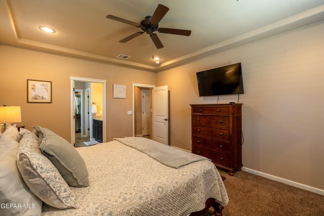 7730 Enchanted View Drive, El Paso, TX 79911