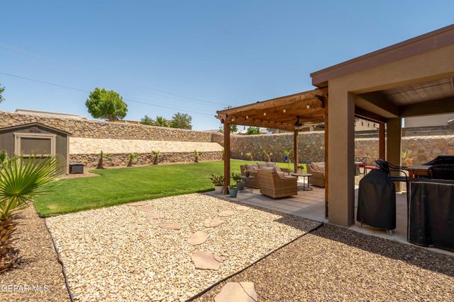 7730 Enchanted View Drive, El Paso, TX 79911