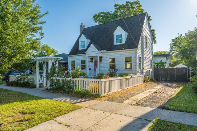 928 Ashley Avenue, Charleston, SC 29403
