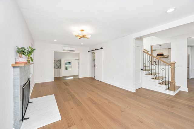 928 Ashley Avenue, Charleston, SC 29403