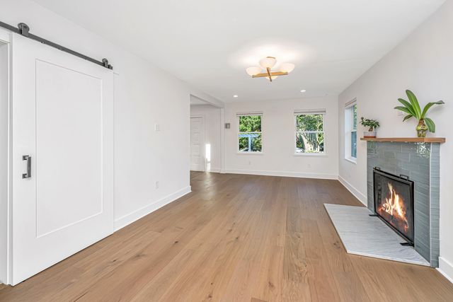 928 Ashley Avenue, Charleston, SC 29403