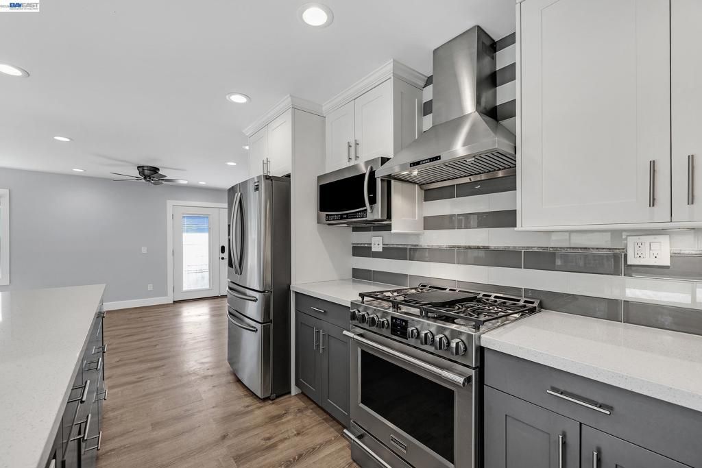 Image 23 of property listing at 4067 Vineyard Ave, Pleasanton, CA 94566