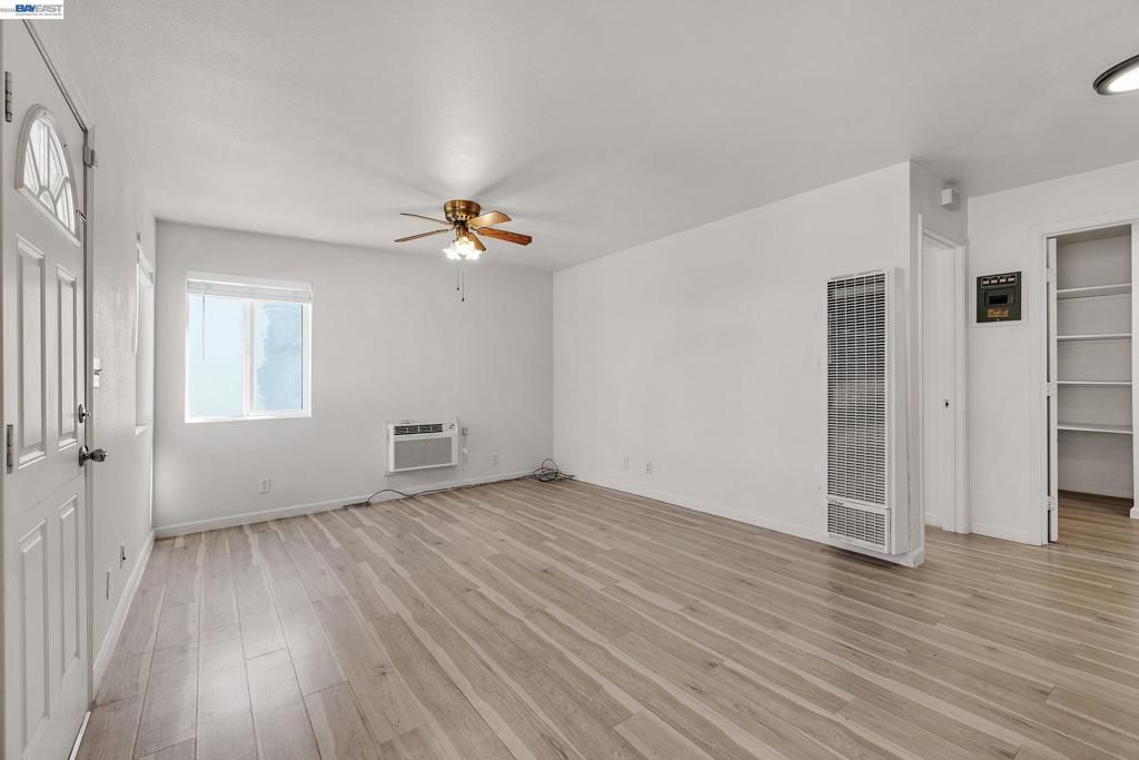 Image 33 of property listing at 4067 Vineyard Ave, Pleasanton, CA 94566