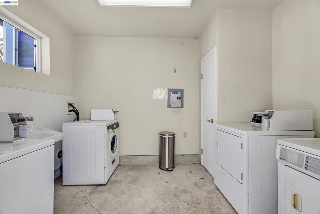 Image 39 of property listing at 4067 Vineyard Ave, Pleasanton, CA 94566