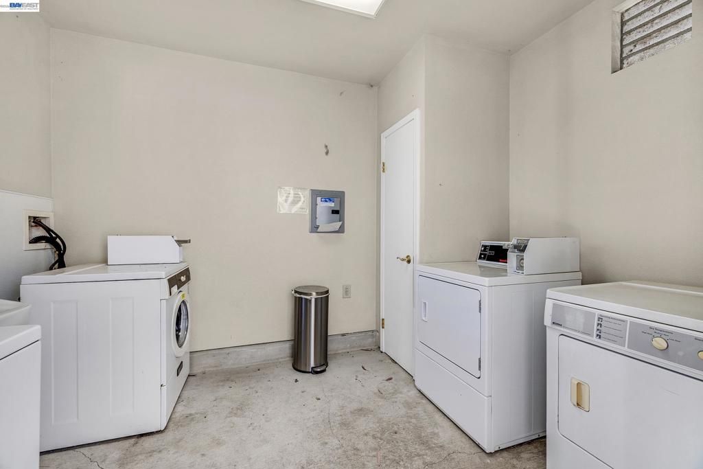 Image 40 of property listing at 4067 Vineyard Ave, Pleasanton, CA 94566