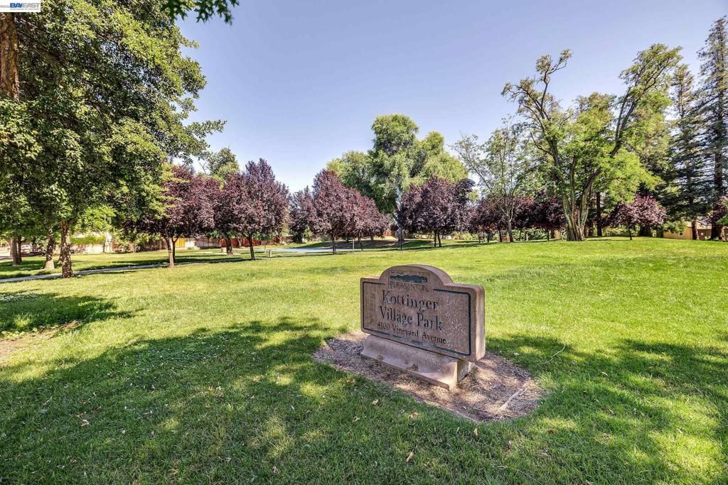 Image 41 of property listing at 4067 Vineyard Ave, Pleasanton, CA 94566