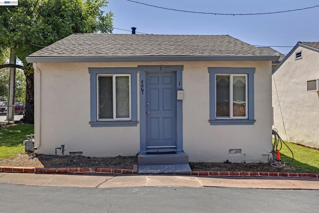 Image 6 of property listing at 4067 Vineyard Ave, Pleasanton, CA 94566