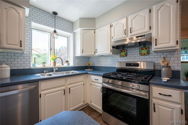 7539 Valley Circle Lane, Boston, NY 14075