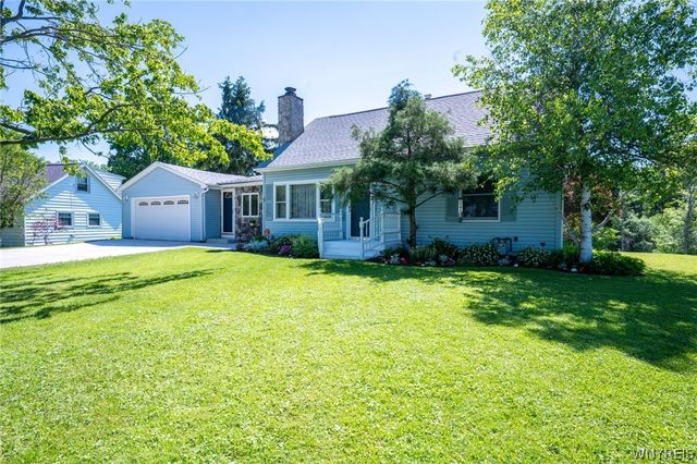 7539 Valley Circle Lane, Boston, NY 14075