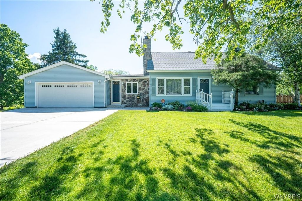 7539 Valley Circle Lane, Boston, NY 14075