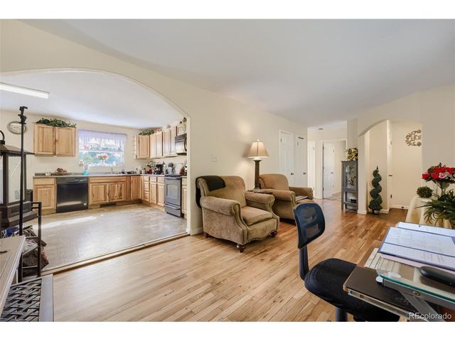 1133 Livingston Ave, Colorado Springs, CO 80906