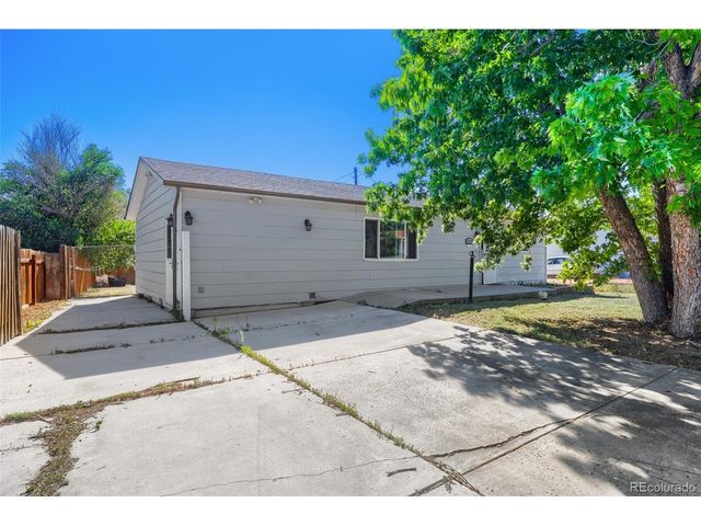 1133 Livingston Ave, Colorado Springs, CO 80906