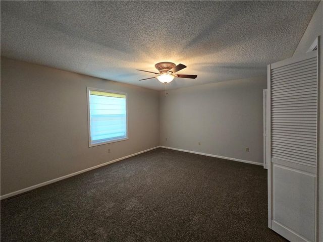 3605 SW Meyer Boulevard, Blue Springs, MO 64015