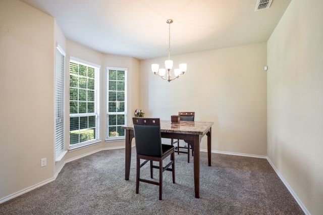 1300 Bellingham Circle, Glenn Heights, TX 75154