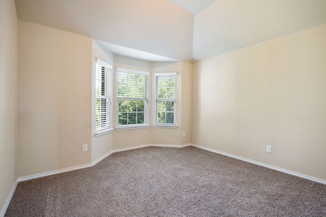 1300 Bellingham Circle, Glenn Heights, TX 75154