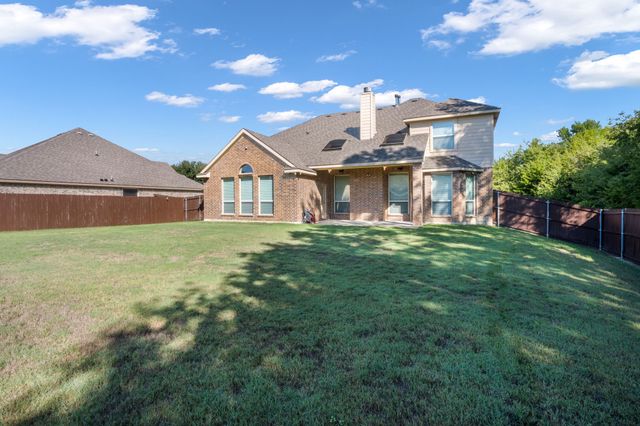 1300 Bellingham Circle, Glenn Heights, TX 75154