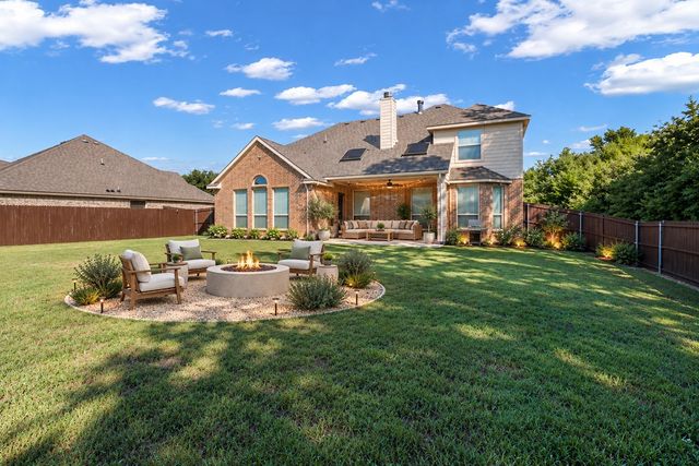 1300 Bellingham Circle, Glenn Heights, TX 75154