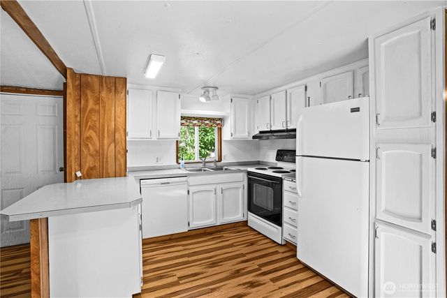 2550 SW Youwood Way, Port Orchard, WA 98367