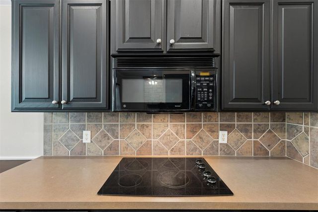 4301 Warrington Way, Norman, OK 73072
