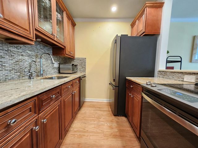 1001 NE 8th Avenue 212, Delray Beach, FL 33483