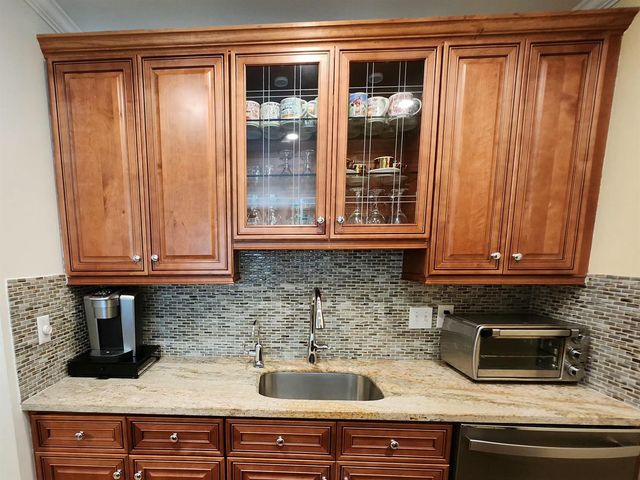 1001 NE 8th Avenue 212, Delray Beach, FL 33483