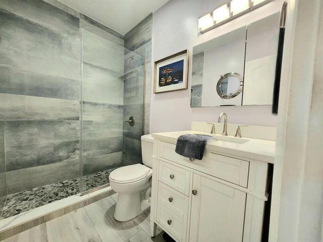 1001 NE 8th Avenue 212, Delray Beach, FL 33483