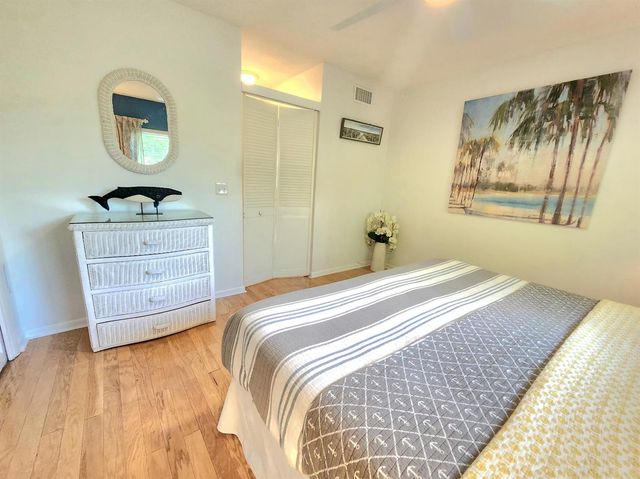 1001 NE 8th Avenue 212, Delray Beach, FL 33483