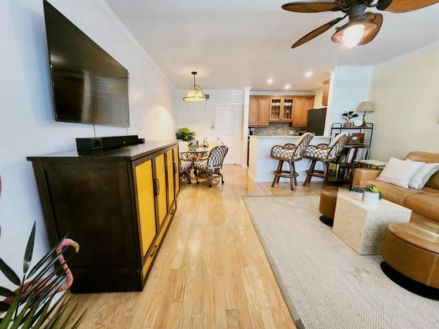 1001 NE 8th Avenue 212, Delray Beach, FL 33483