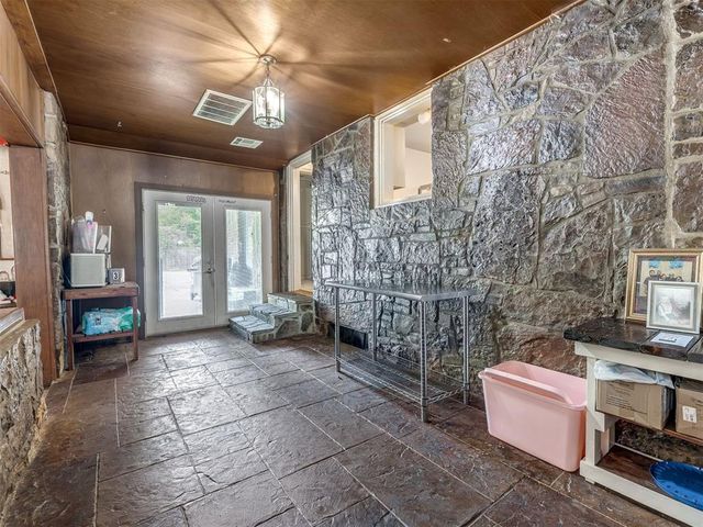 8139 NW 11th Street, Oklahoma City, OK 73127