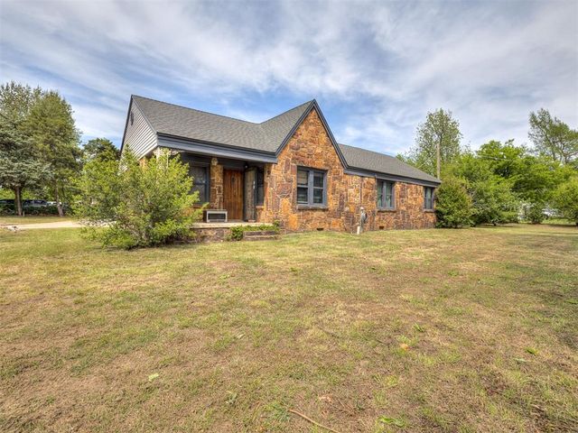 8139 NW 11th Street, Oklahoma City, OK 73127