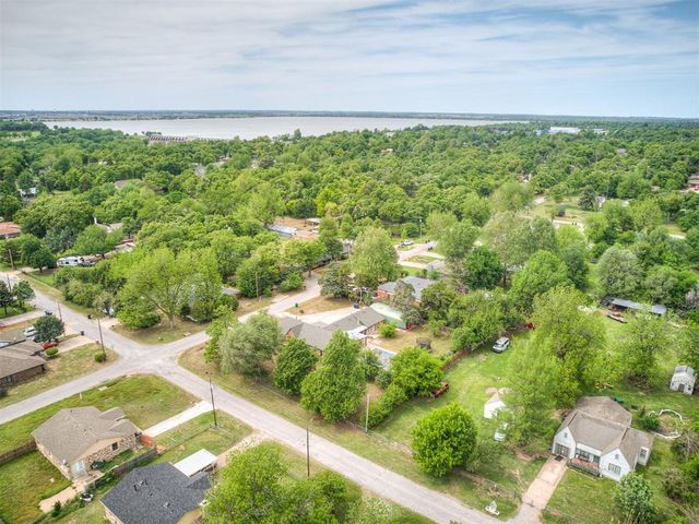 8139 NW 11th Street, Oklahoma City, OK 73127