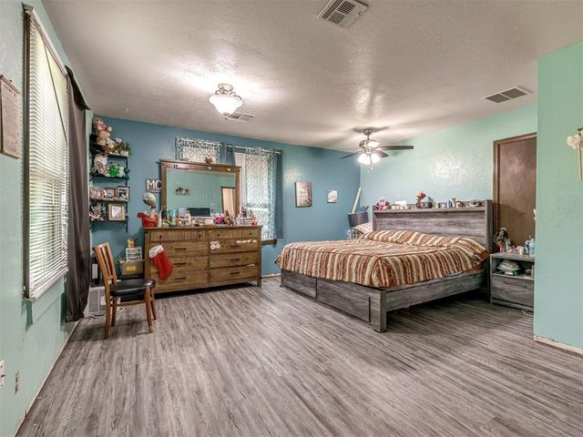 8139 NW 11th Street, Oklahoma City, OK 73127