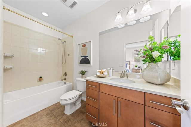 191 Firefly, Irvine, CA 92618