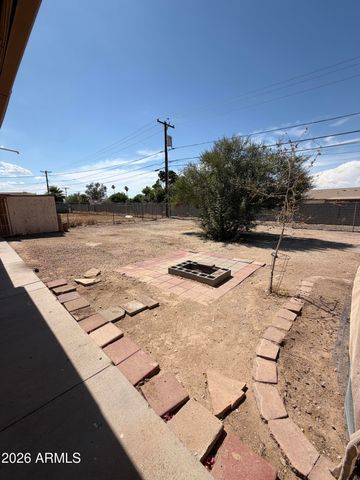 546 E LA MIRADA Drive, Phoenix, AZ 85042