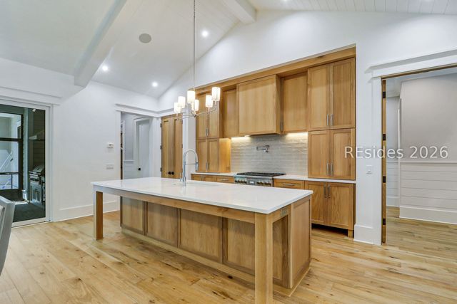 30 Kingston Rd, Hilton Head Island, SC 29928