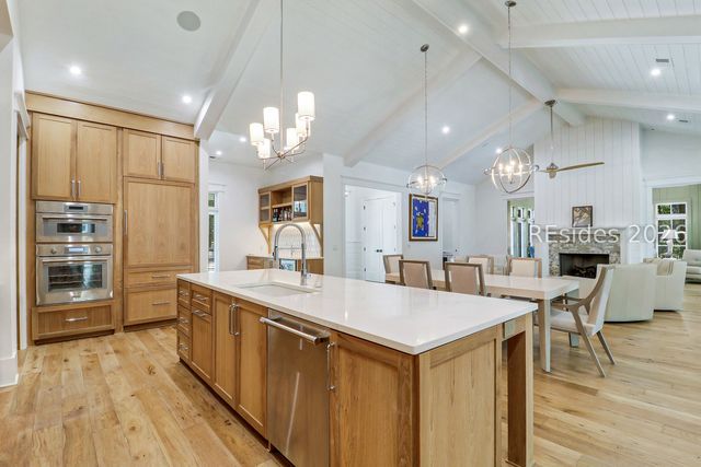 30 Kingston Rd, Hilton Head Island, SC 29928