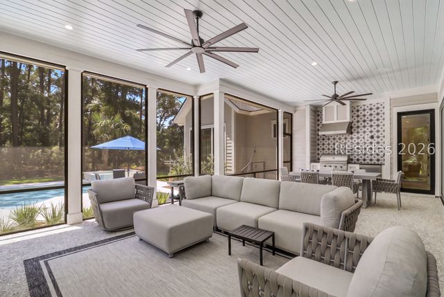 30 Kingston Rd, Hilton Head Island, SC 29928