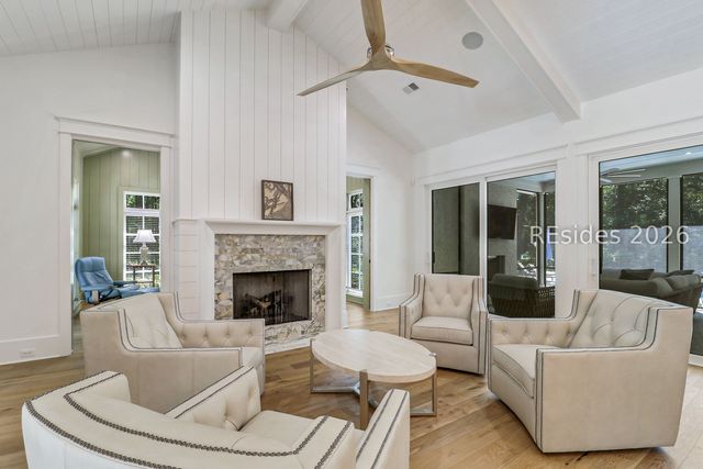 30 Kingston Rd, Hilton Head Island, SC 29928