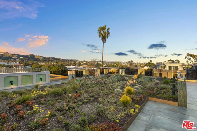 1021 N Ogden Drive 2, West Hollywood, CA 90046