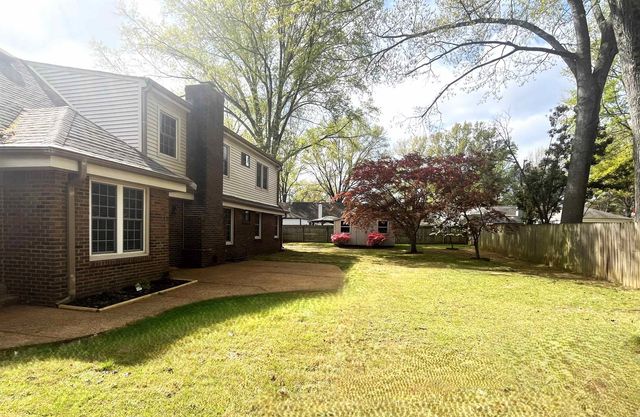 1595 MILLER FARMS RD, Germantown, TN 38138